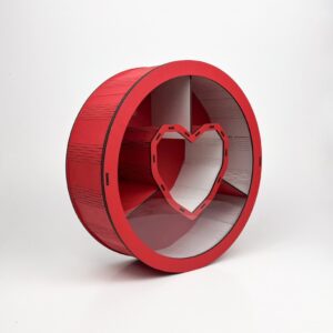 Pudełko z serduszkiem w środku 30 cm w średnicy